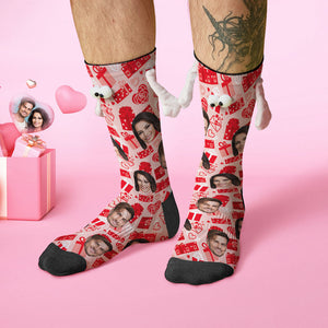 Chaussettes Personnalisées Avec Visage, Poupée Drôle, Chaussettes Rouges À Mi-tube, Chaussettes Magnétiques Tenant Les Mains, Cadeaux De Saint-valentin - mademinefr